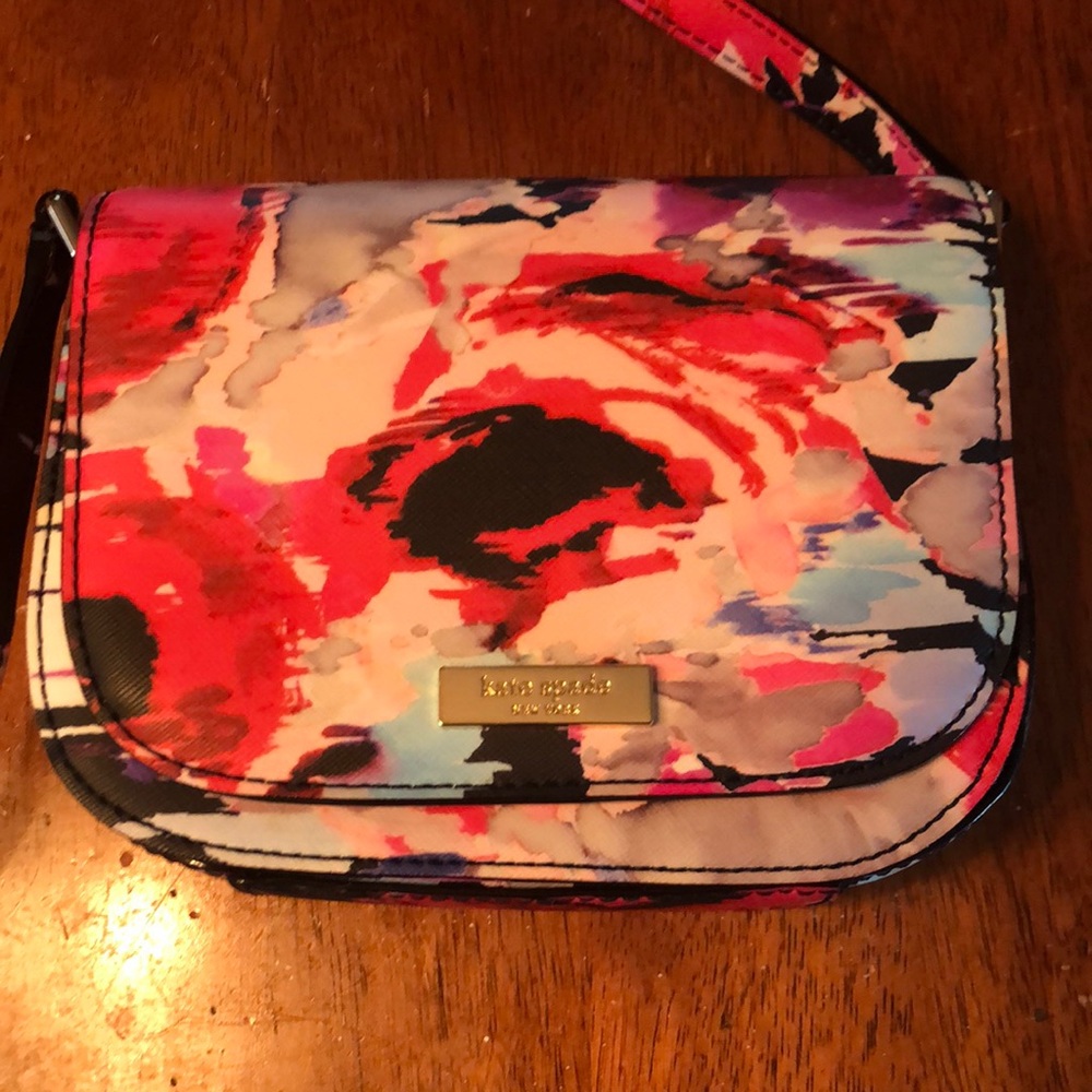 Kate Spade 7in cross bag